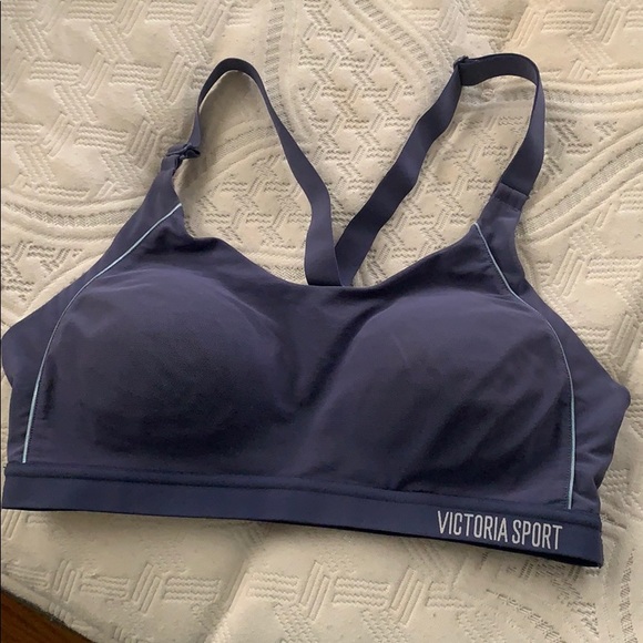 Victoria’s Secret sports bra - Picture 1 of 3